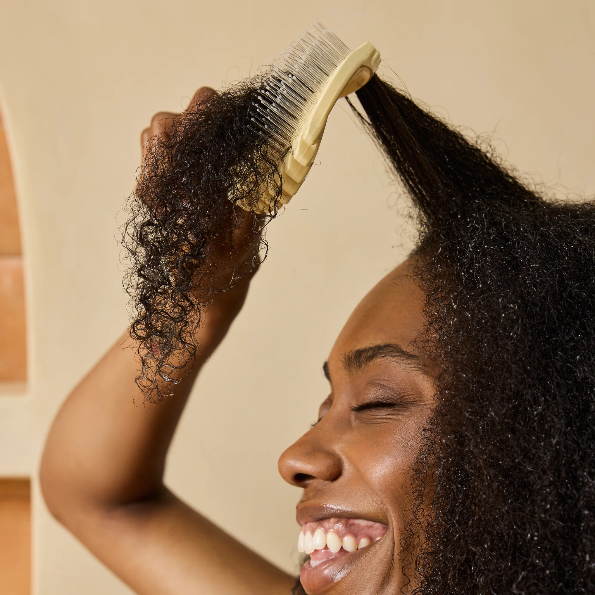 Detangle Define EdgeLift Brush - Image 5